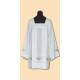 Surplis  de prêtre avec broderie