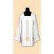 Surplis  de prêtre avec broderie
